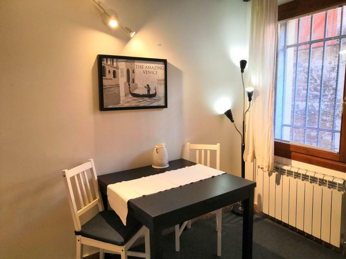 CASTELLO Ground Floor Appartement Venetië Buitenkant foto
